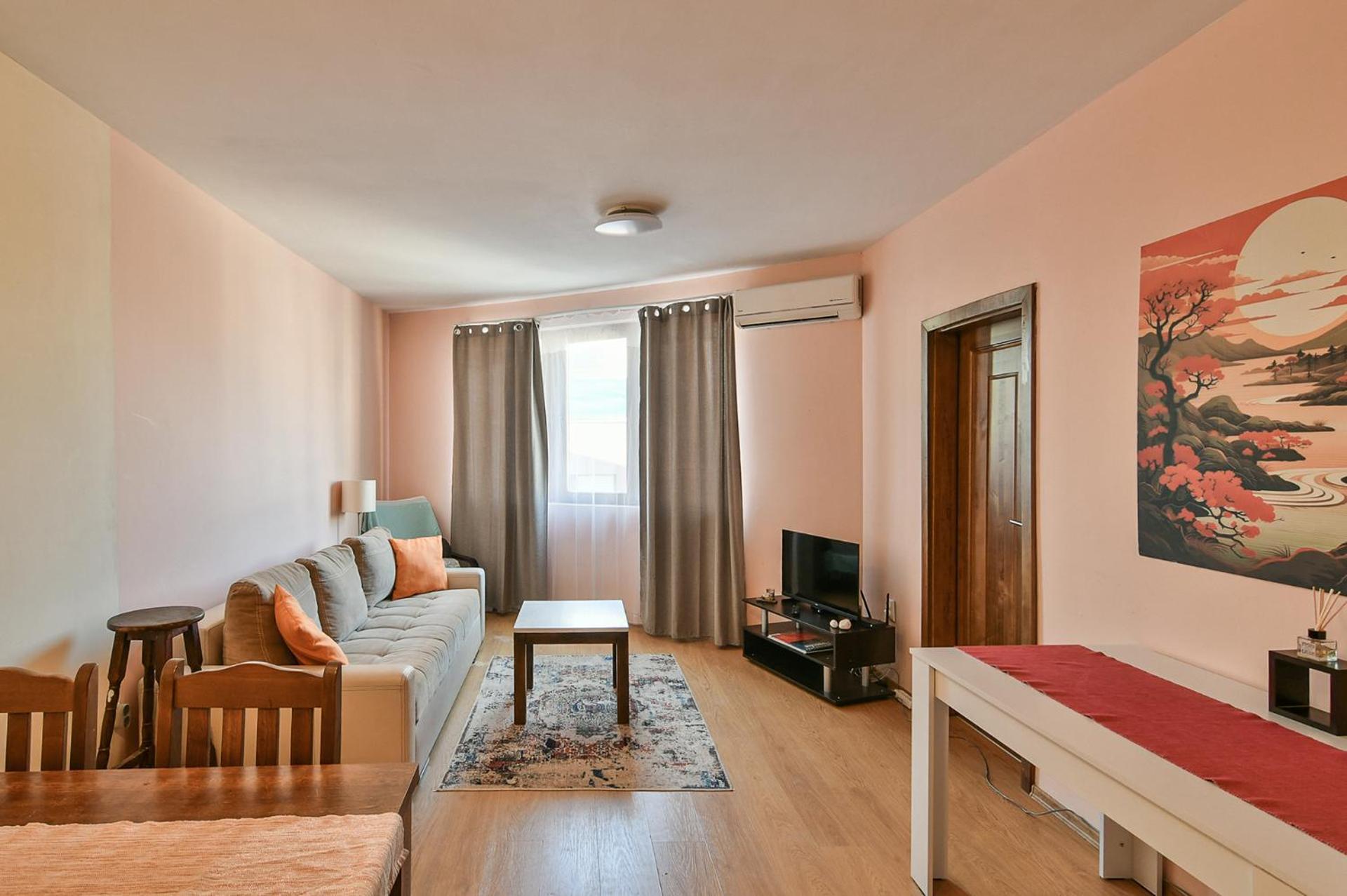 Two Bedroom On A Budget At Briz Area Apartment *
